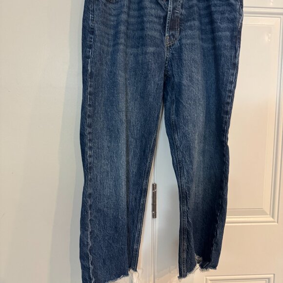 GAP Denim - GAP Denim High Rise Raw Hem Jeans – Size 14 / 32 📝 Description: Chic and edgy